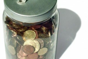 פנסיה מתקשרת לנו באופן אוטומטי עם זקנה אך כיום, ובמיוחד לאחר כניסתו לתוקף של חוק פנסיה חובה לשכירים, אנשים חושבים ונדרשים להקדיש מחשבה לנושא של קרן פנסיה כבר בין אמצע [&hellip;]